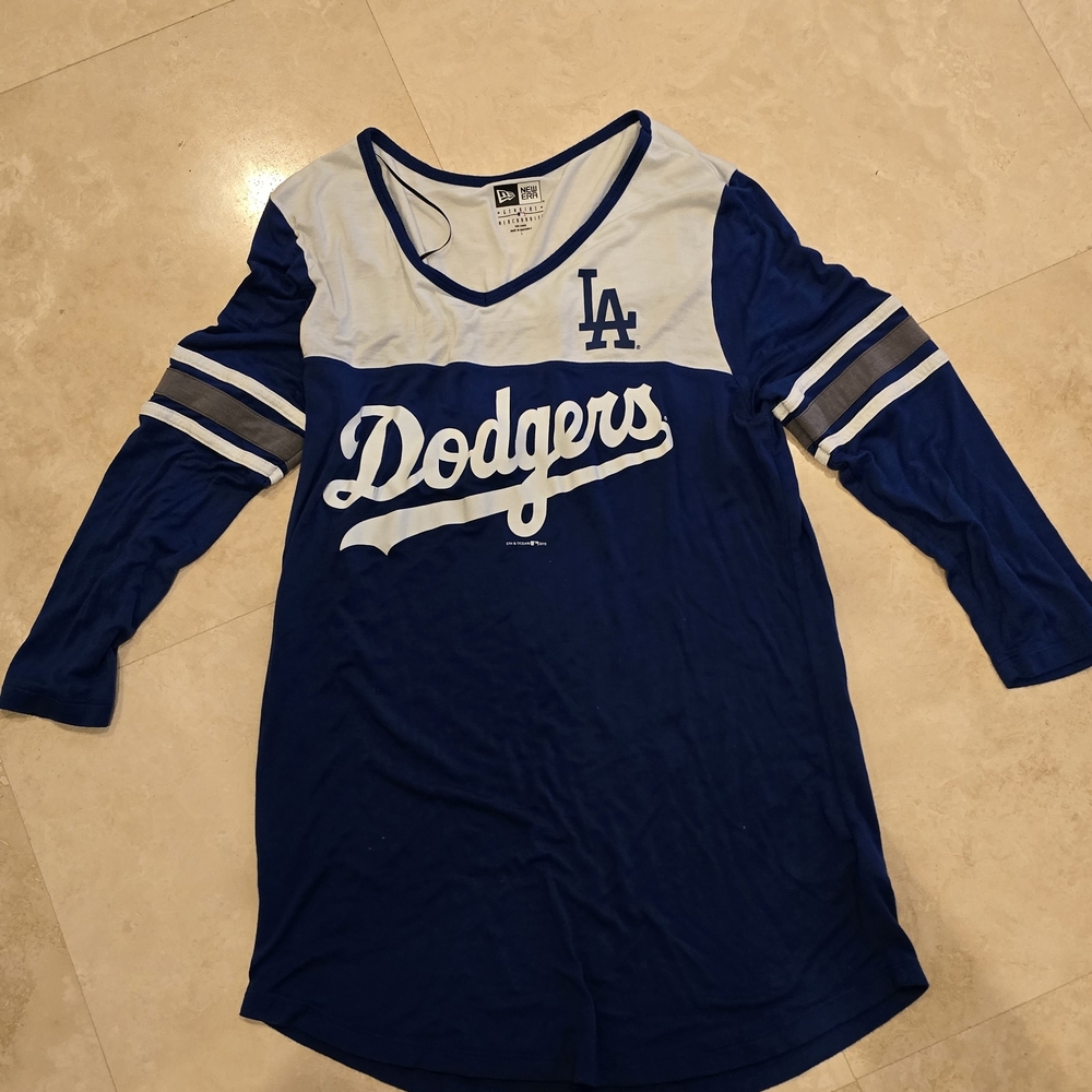 Los Angeles Dodgers New Era Women's Blue and White Dodgers 3/4 Sleeve Shirt